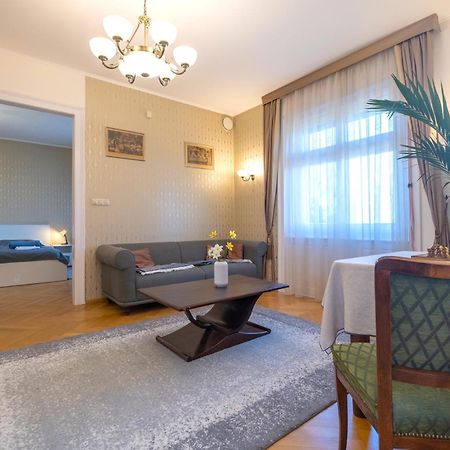 Giovanni'S Airport House بودابست المظهر الخارجي الصورة