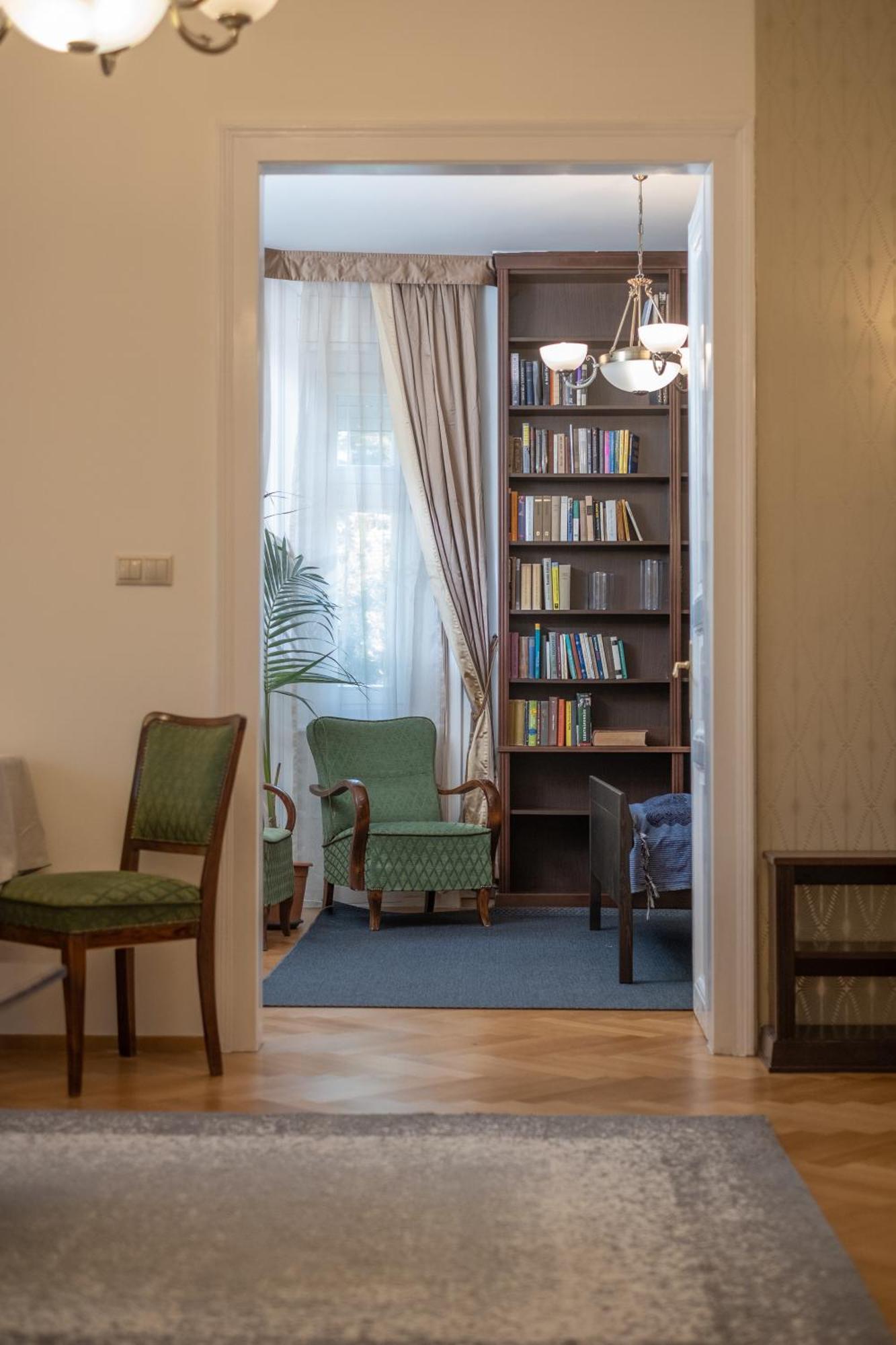 Giovanni'S Airport House بودابست المظهر الخارجي الصورة