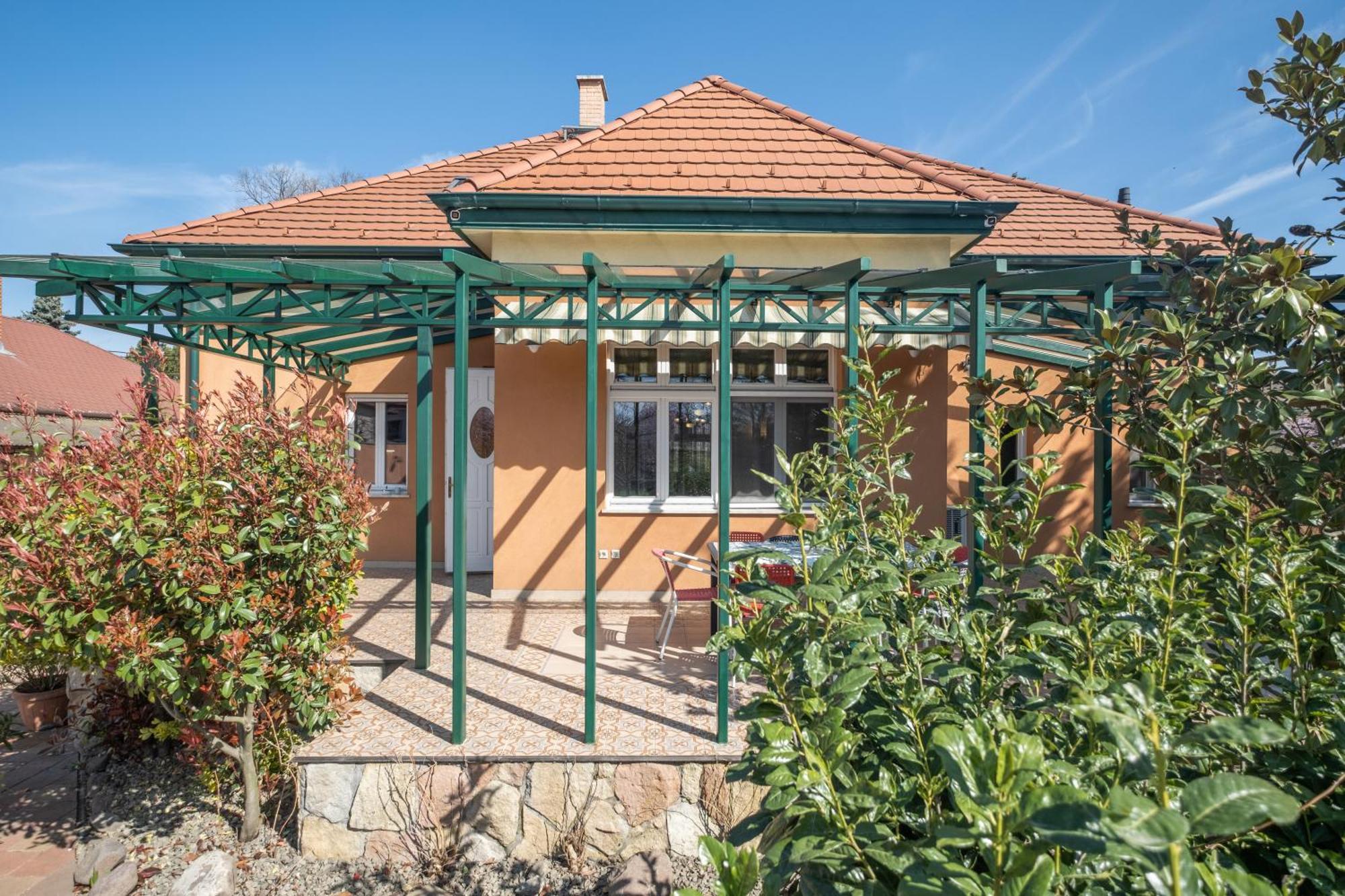 Giovanni'S Airport House بودابست المظهر الخارجي الصورة